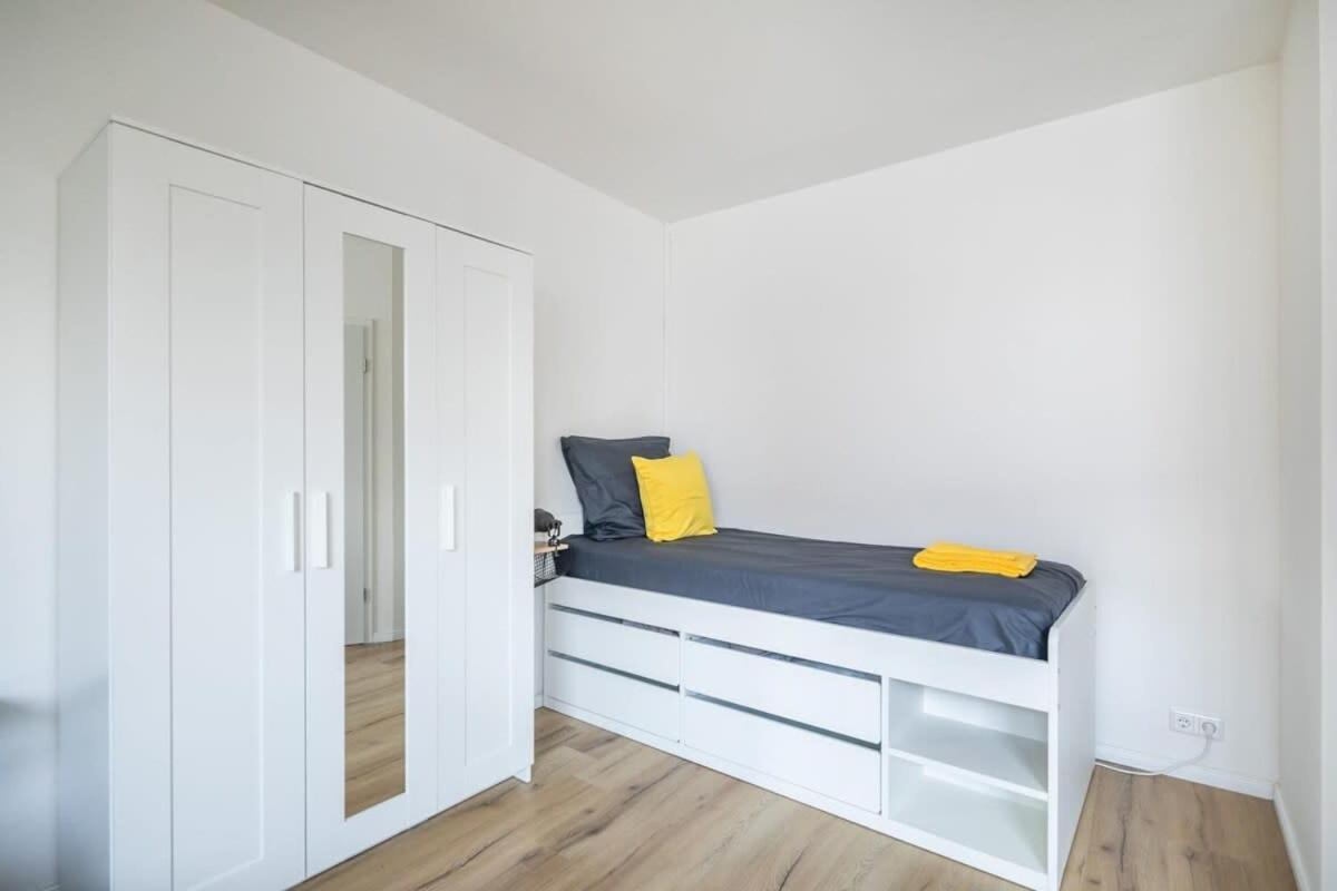 Modern Apartment For 6 Close To The Schanzenviertel - Unit 2 Hamburg Bagian luar foto